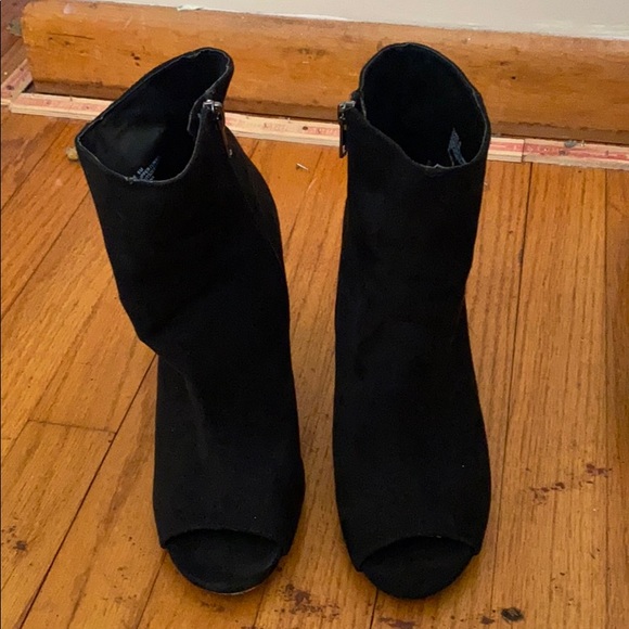 Open Toed Bootie - Picture 1 of 2